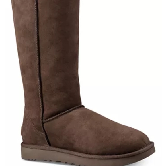 UGG Shoes - Ugg tall chocolate boots sz 6